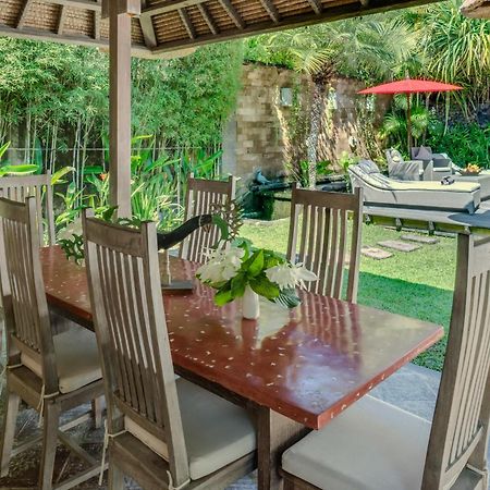 Villa Tirta Naga Bali Seminyak Eksteriør bilde